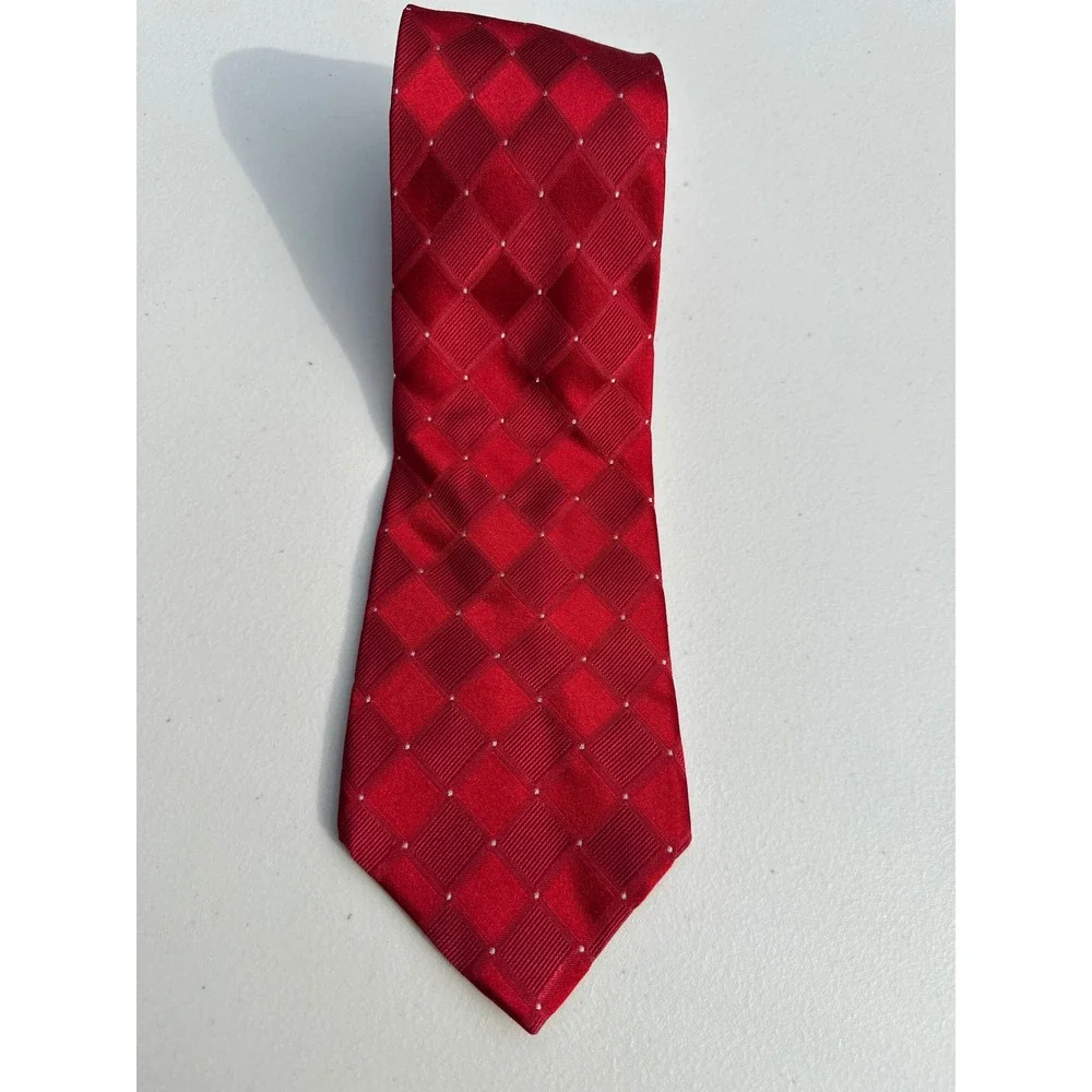 Nicole Miller New York Mens Red Geometric‎ Diamond Silk Necktie Formal Business